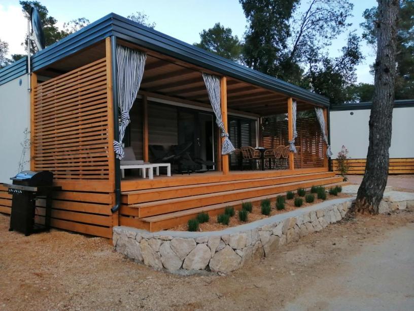 Mobile Home Anamari Biograd Na Moru Exterior photo
