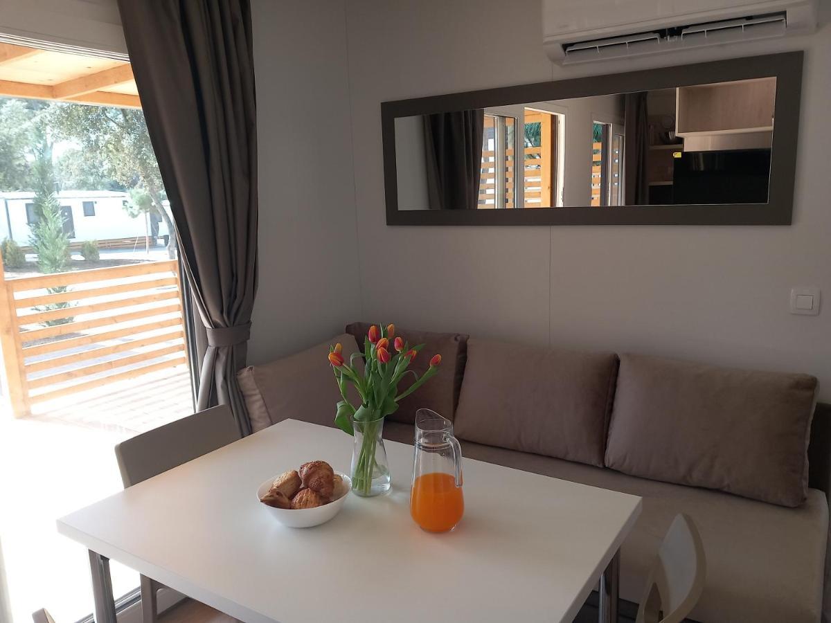Mobile Home Anamari Biograd Na Moru Exterior photo