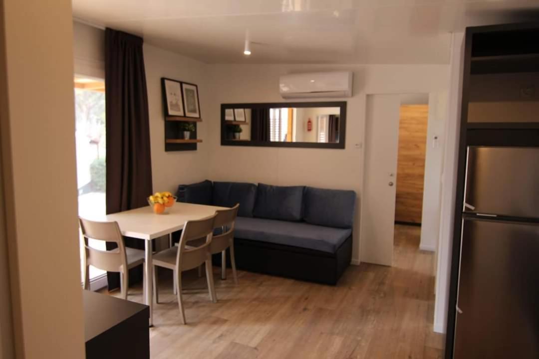Mobile Home Anamari Biograd Na Moru Exterior photo